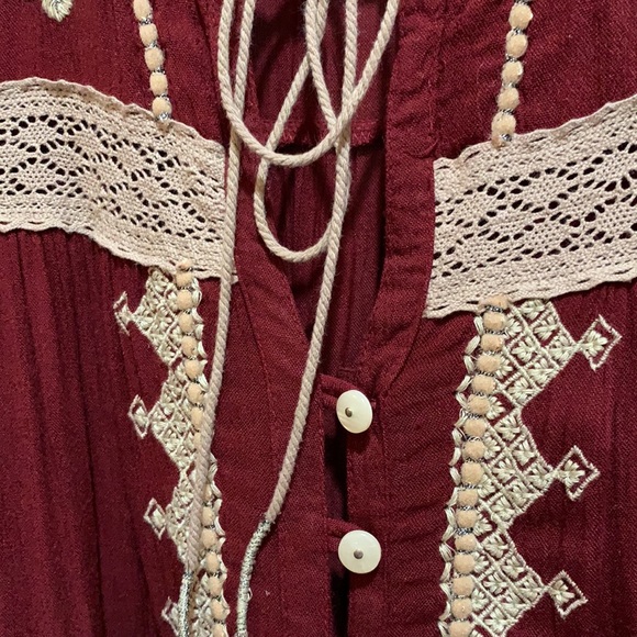 FREE PEOPLE TUNIC BOHO PEASANT SZ M BURG/CREME - Picture 2 of 10